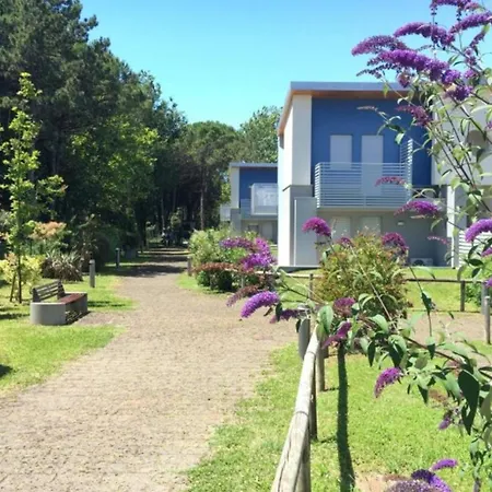Quiet Townhouse A Stones Throw From The *